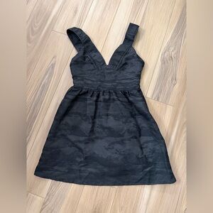 H&M Black Mini Jumper Dress. Textured subtle glitter size 6